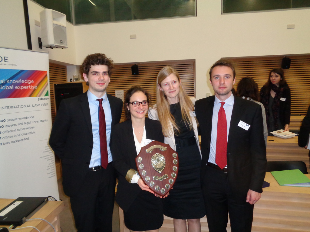 Photograph of Morgane Cauvin and Paula Fischer