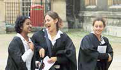 Photograph of Oxford students