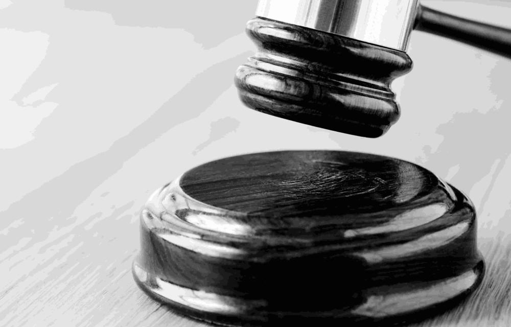 closeup-gavel-judgement