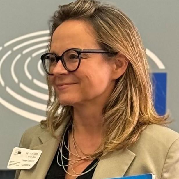 Image of tutor Helen Duffy