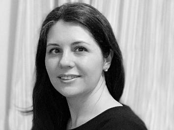 Photo of Lindsay Reimschussel