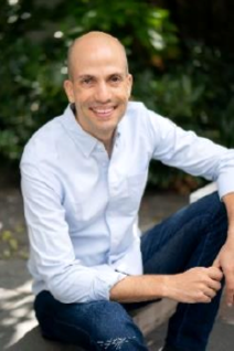 Photo of Aaron Halegua