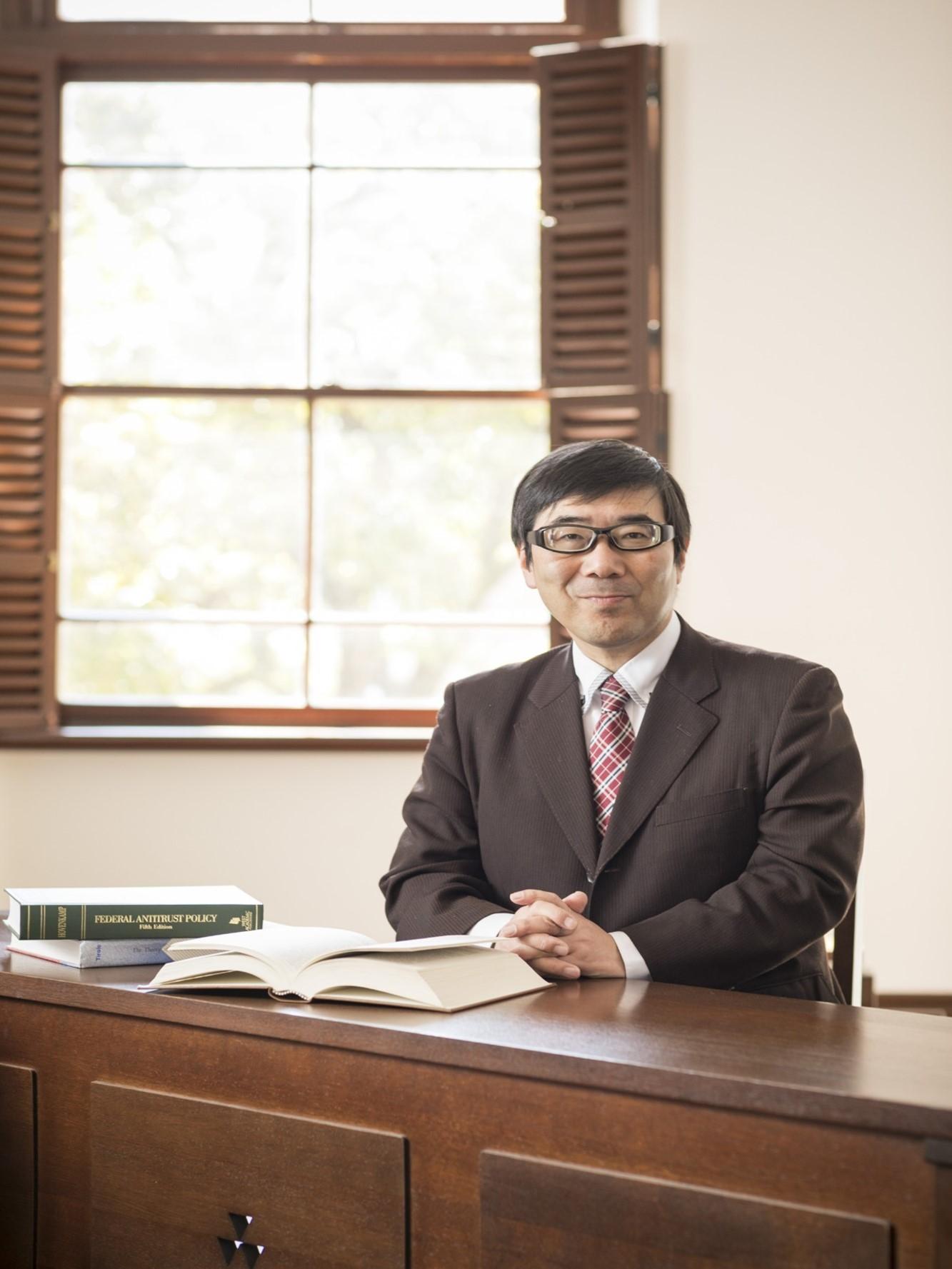 Photo of Professor Shingo Seryo of Doshisha University