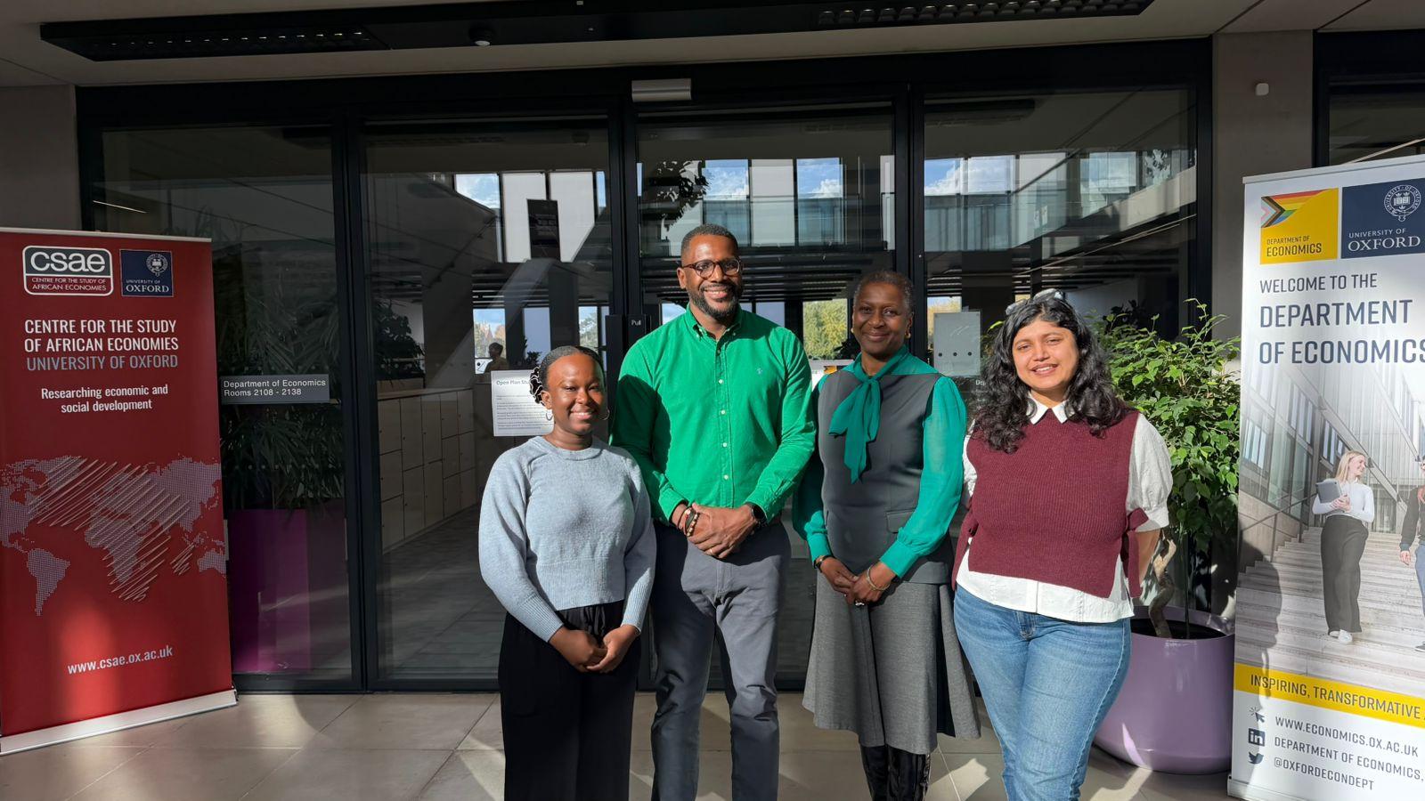 Image of members of Decolonising the Law Discussion Group with the speaker.